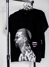 Load image into Gallery viewer, “Face Of A Legend” Limited Edition Steph Curry T-shirt
